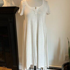 Fresh Laundry - Hi-low Hem T-Shirt Dress